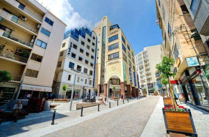 Spectacular Apartment Valletta And Harbour Views Sliema Eksteriør bilde