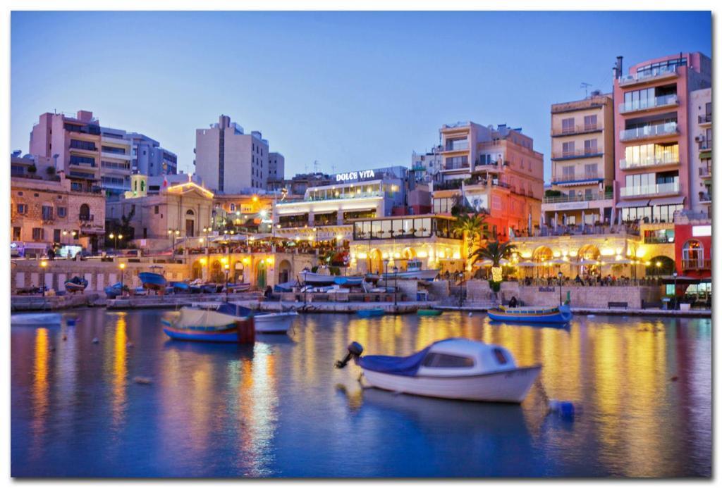 Spectacular Apartment Valletta And Harbour Views Sliema Eksteriør bilde