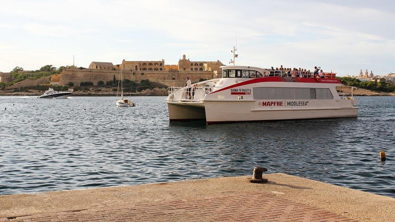 Spectacular Apartment Valletta And Harbour Views Sliema Eksteriør bilde